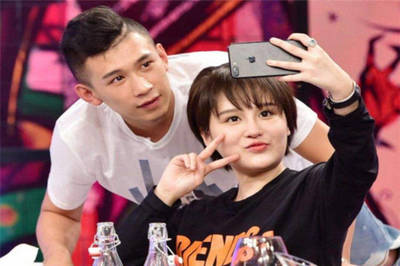 “号卡街凭什么让普通人月入3万？揭秘玩法！”